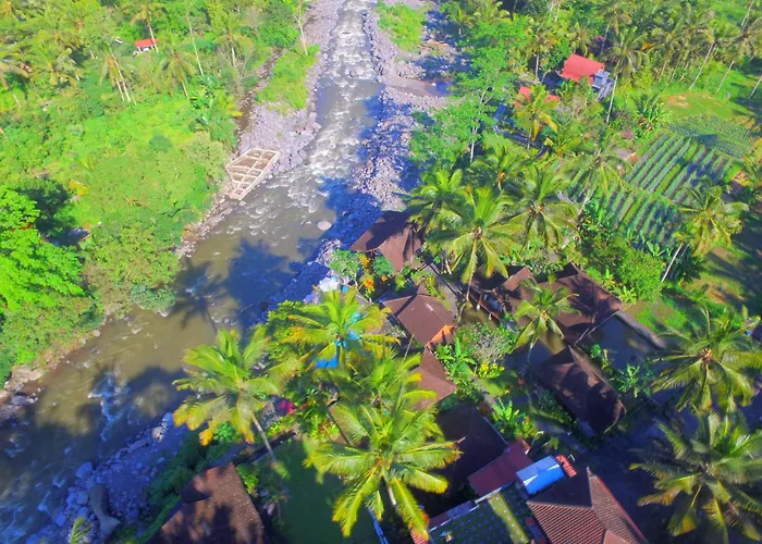 Joglo Tepi Sungai Villa Sidemen (Bali)