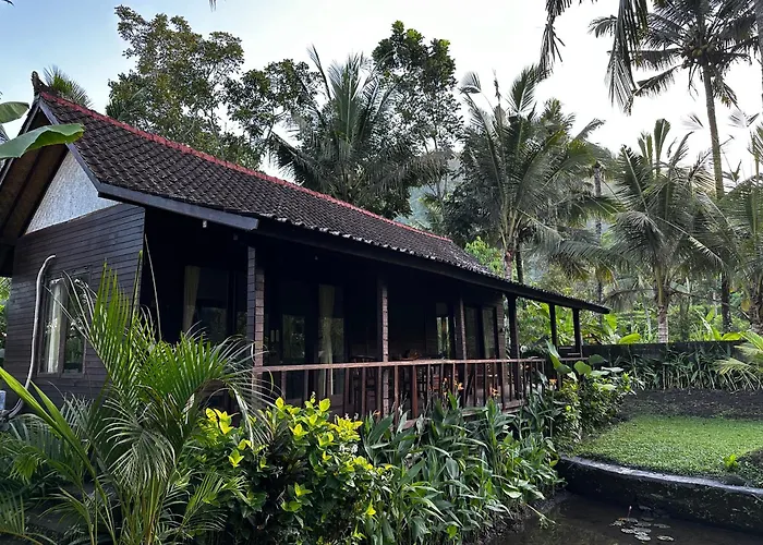 Villa Joglo Tepi Sungai *